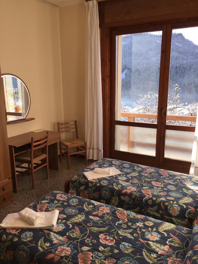 Casa Alpina Bruno E Paola Mari Otel Pieve di Cadore Dış mekan fotoğraf